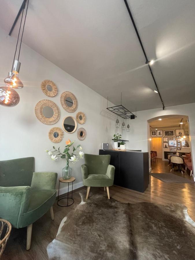 Max Hotel Duesseldorf Self-Check-In エクステリア 写真